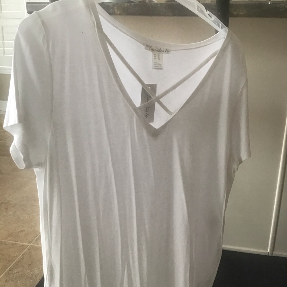 NWT tee shirt